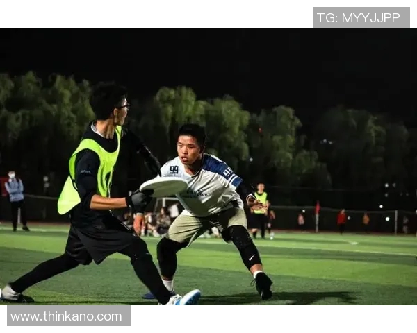 重庆飞盘队的区域防守体系探秘与战术解析 重庆飞盘队的区域防守体系探秘与战术解析