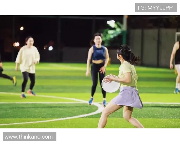 飞盘热潮下的争论杭州飞盘队技术问题引发广泛关注与讨论 飞盘热潮下的争论杭州飞盘队技术问题引发广泛关注与讨论