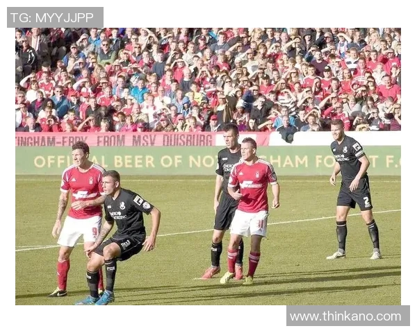 深入解析上海足球队盯防体系的战术布局与执行策略